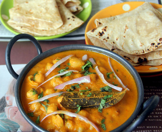 Punjabi Channa Masala - Punjabi Chole masala - Panjabi chana masala - Simple sidedish for Roti / rice / Naan / bread