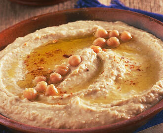 Hummus: come fare la deliziosa crema di ceci mediorientale