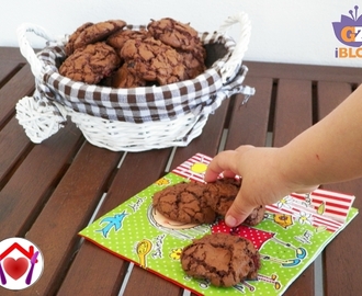 Cookies al cioccolato fondente e mirtilli rossi