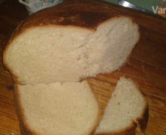 Domáci biely chlieb s predcestom (fotorecept)