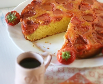 Torta rovesciata alle fragole al profumo di arancia – Strawberry upside-down cake