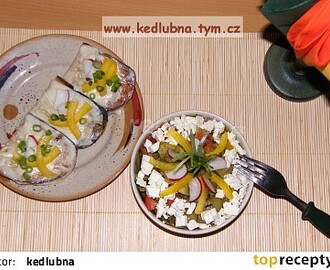 Cuketový salát s balkánem