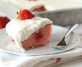 Strawberry Fridge Cake