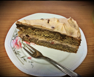 Glutenfreie Buchweizen-Haselnuss-Torte