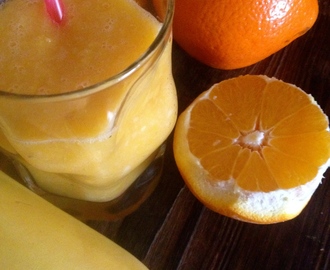 Koktajl pomarańczowo – bananowy.