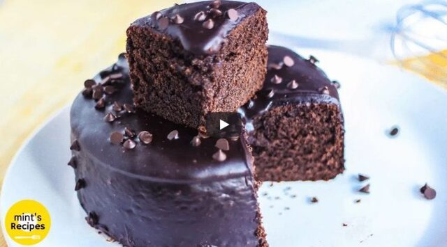 Eggless Chocolate Cake Recipe Video