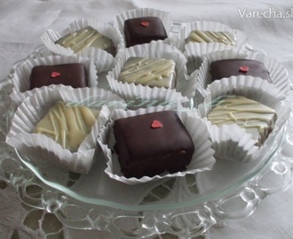 Čokoládové a figové kocky s marcipánom