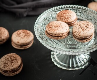 Chocolate Macarons with Creamy Ganache – Cookie Friday with Law of Baking