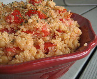 Quinoa sa leblebijama i paradajzom