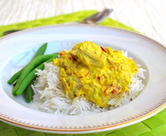 Tonfisk i currysÃ¥s med ris- middag pÃ¥ 30 min