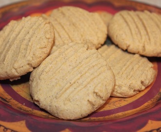 Mexican Corn Flour Cookies