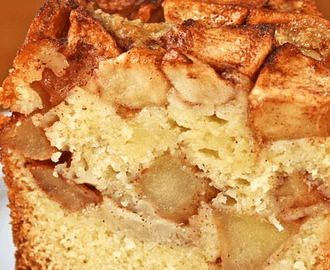 Koolhydraatarme cake met appel en noten
