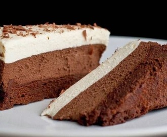 CRNA TORTA: Idealan desert za sve ljubitelje čokolade