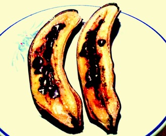 Pieczony banan z gorzką czekoladą i  cynamonem