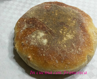 Pane croccante con lievito madre.