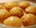 Pomerančové muffiny s brusinkami a polevou