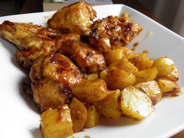 Pollo con paprika e patate