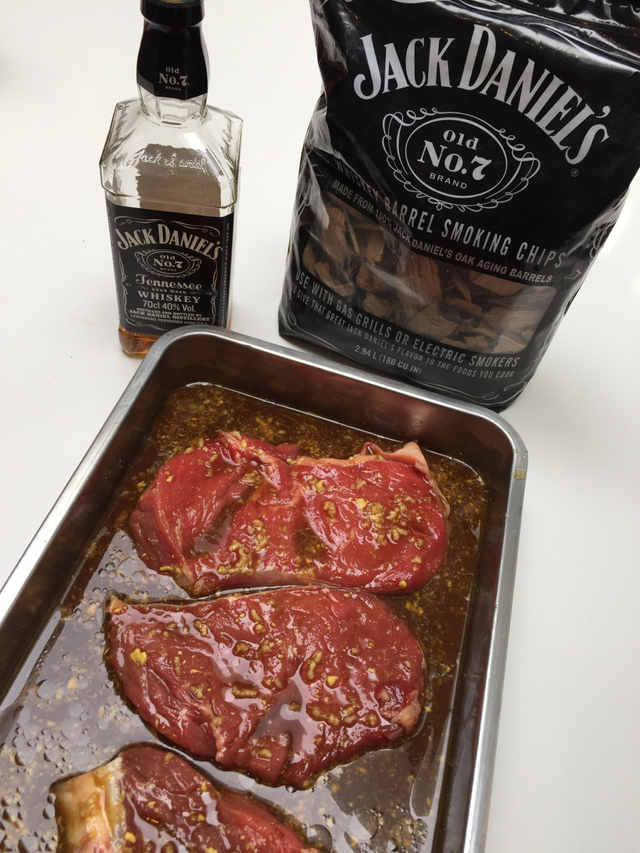Steak op de BBQ 6: Jack Daniels Gemarineerde Entrecôte op de Yakiniku