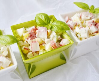 Salat z krabich tyciniek - lahodny