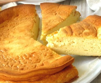 La tarta de queso al horno mÃ¡s fÃ¡cil.  SÃºper esponjosa y con poco azÃºcar.