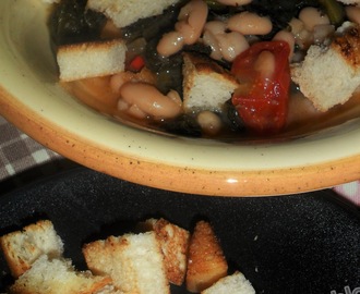 Zuppa di cavolo nero e fagioli