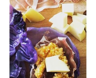 La ricetta dei #fagottini di cavolo viola ripieni di quinoa, zucca, speck, pomodori secchi e scamorza affumicata è sul blog! Link in bio➡️
{http://www.queenskitchen.it/fagottini-di-cavolo-viola-ripieni-di-zucca-e-quinoa}