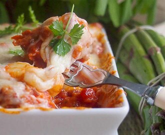 Gnocchi zapiekane z sosem pomidorowym i mozzarellą / Baked gnocchi with tomato sauce and mozzarella