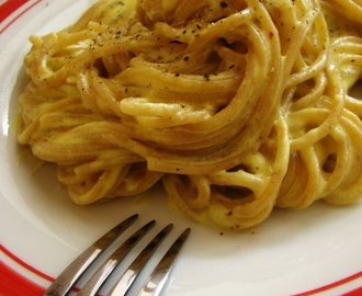 Skoro-carbonara (fajnové) spaghetti