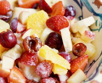 Fruitsalade met Yoghurt-Honing Dressing