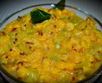 Pudalangai Kootu / Snake gourd curry