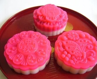 Red Bean Paste Jelly Mooncakes