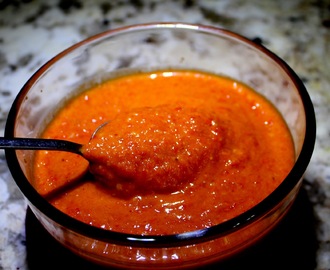 Ljuti sos (Roasted Garlic Chili Sauce) sa ukusom belog luka