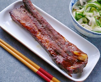 Koreanska revben med picklad gurka