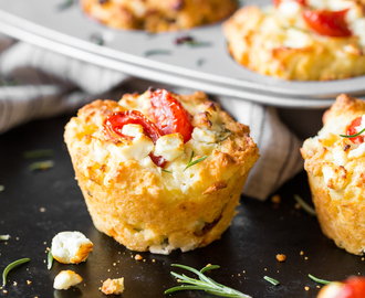 Der Hingucker auf deinem Partybuffet: Tomaten-Feta-Muffins