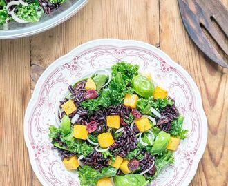 Juicy Kale & Butternut Squash Salad