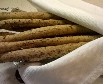 grissini integrali con farina nutrifree fibra+ semi di canapa decorticati e semi di papavero