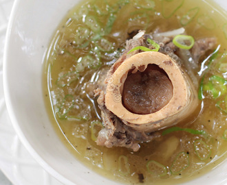 No-frills Slow Cooker Beef Bone Marrow Soup