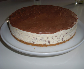 Chokladig cheesecake med tryffeltäcke