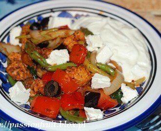 Kurczak z warzywami z patelni po grecku