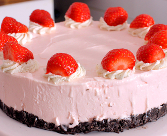 Erdbeer-Milchshake No Bake Cake