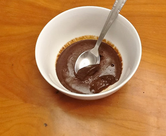 Brownie no Microondas com Whey (Beltsander Brownie) (Saudável, Sem Açúcar e Gordura Adicionados, Sem Lactose)
