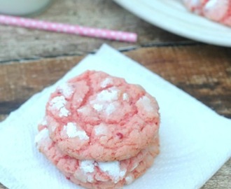 Strawberry Cake Mix Cookies Recipe!