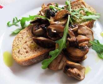 Брускетта с грибами — постимся вкусно и полезно…