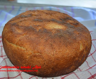 Chleb pszenno- żytni w żeliwnym garnku
