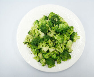 Recepty posluchaček: brokolicový salát a sušenky z ovesných vloček