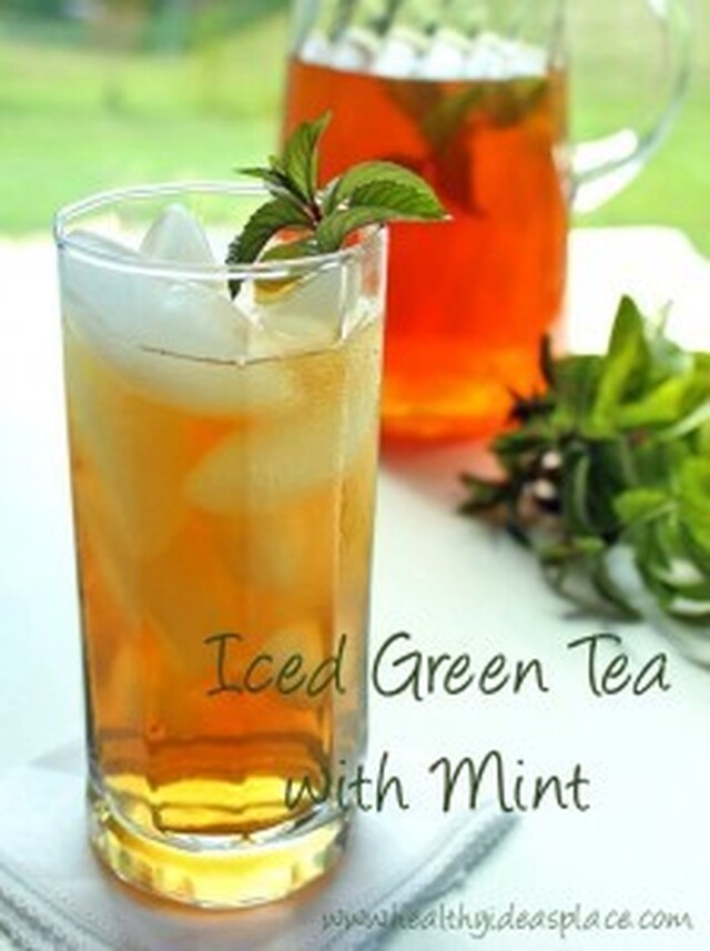 Iced Green Tea with Mint