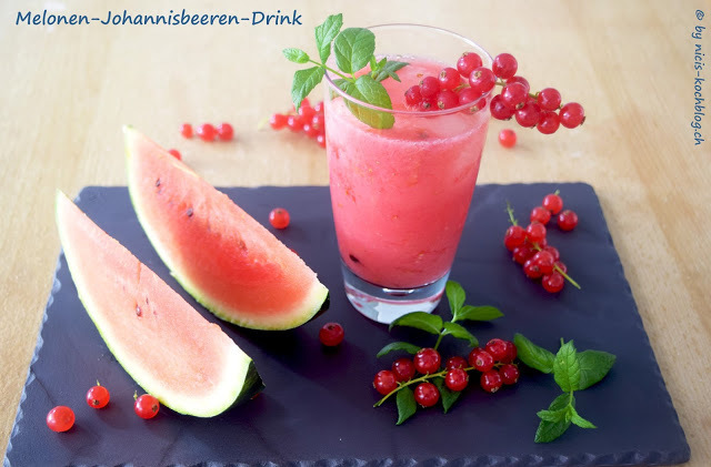Sommerspecial – sommerliche Getränke: Melonen Johannisbeeren Drink mit Prosecco