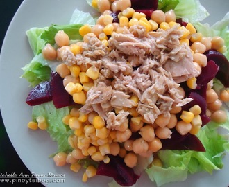 Lettuce, Beets, Chickpeas and Corn Salad