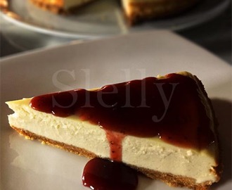 MMMHHH - Cheesecake con ricotta, vaniglia e confettura di frutti di bosco