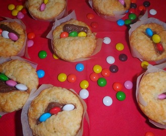 Muffinki z czekoladą miętową i cukierkami M&M’s